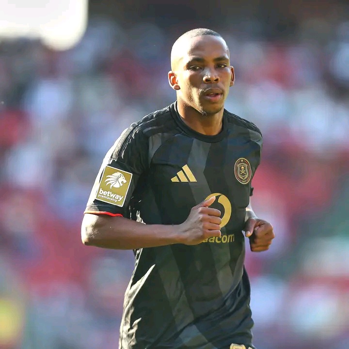 Pirates Midfielder Poses Threat to Chiefs Ahead of Soweto Derby
