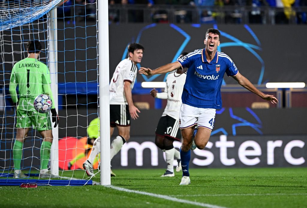WHEN IT RAINS, IT POURS: Como vs Man Utd LIVE: Woeful United torn apart in Champions League as pressure mounts on Carrick after dismal display