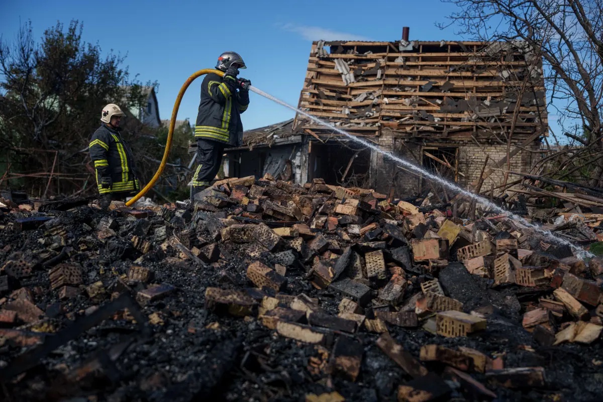 Russia pounds Ukraine with missiles and drones, killing 7 and targeting power grid