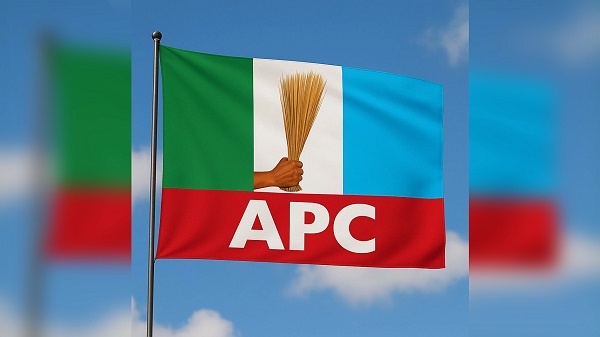 Over 4,000 APC, PDP, Accord, APM Members Switch Parties in Oyo Ahead of 2027