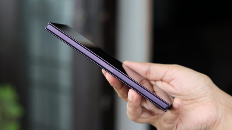 Apple made a ‘major mistake’ mismanaging the iPhone Duo launch