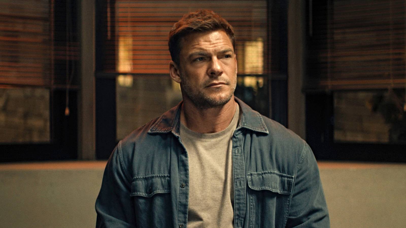 Alan Ritchson’s New ‘Reacher’ Replacement Officially Removed From 2,500 Theaters