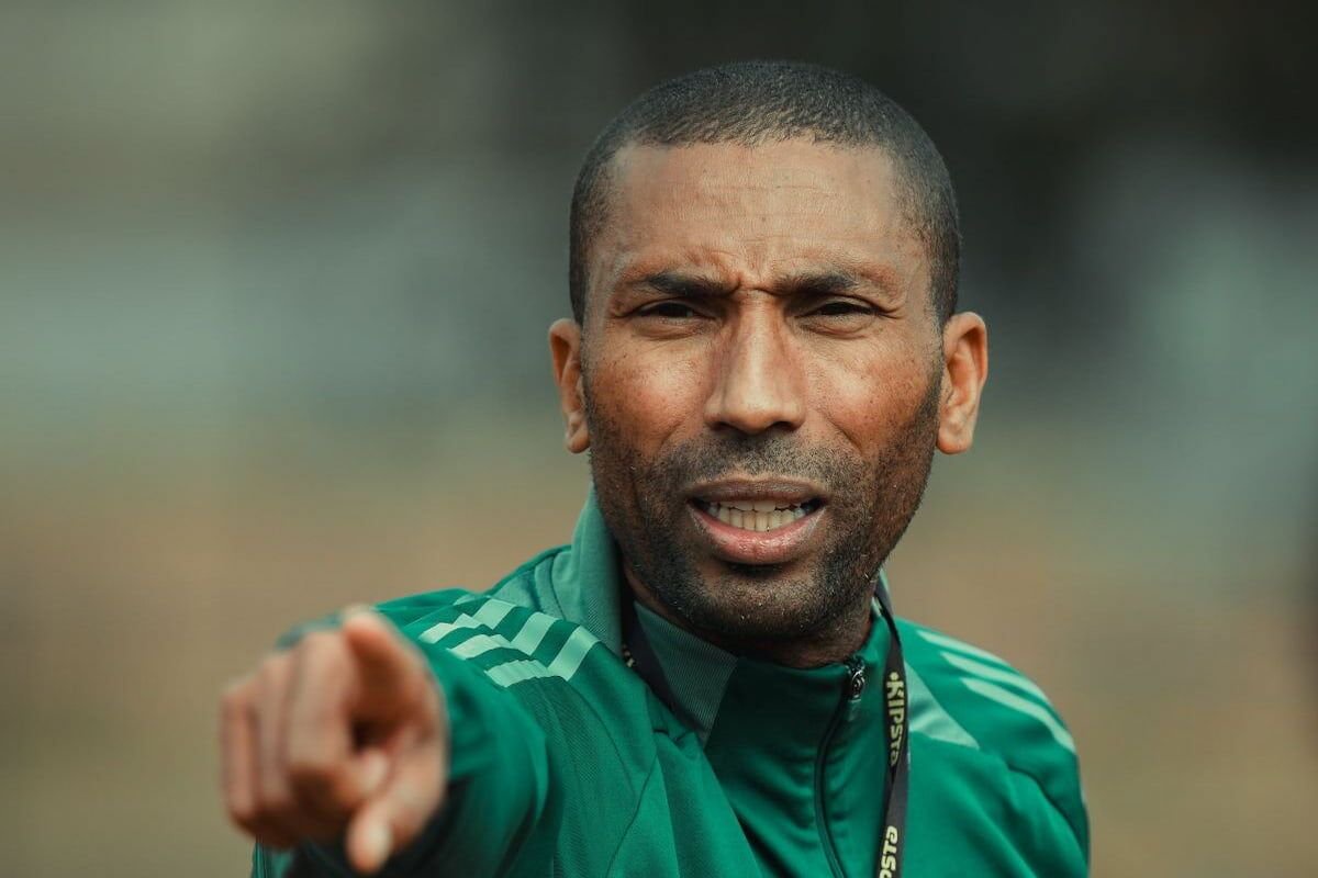 Ouaddou calls Orlando Pirates players selfish despite 3-0 win