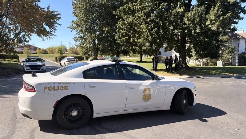 1 child dead, another injured after hit-and-run on Indianapolis’ northwest side