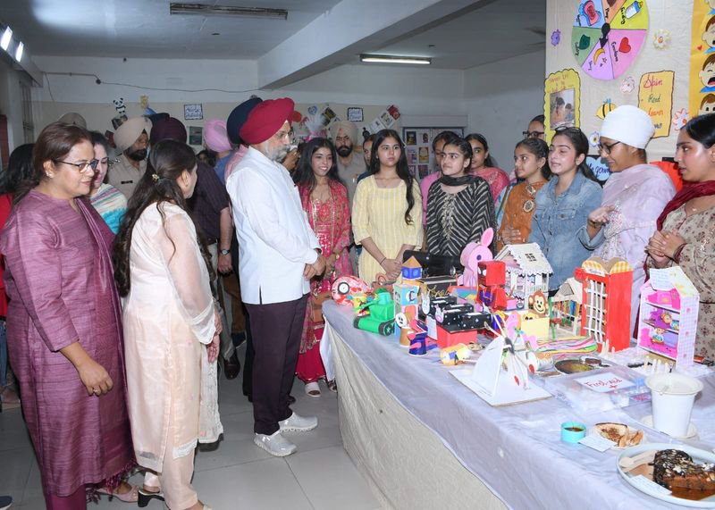 Hunar Mela showcases entrepreneurial potential of vocational courses at GNDU