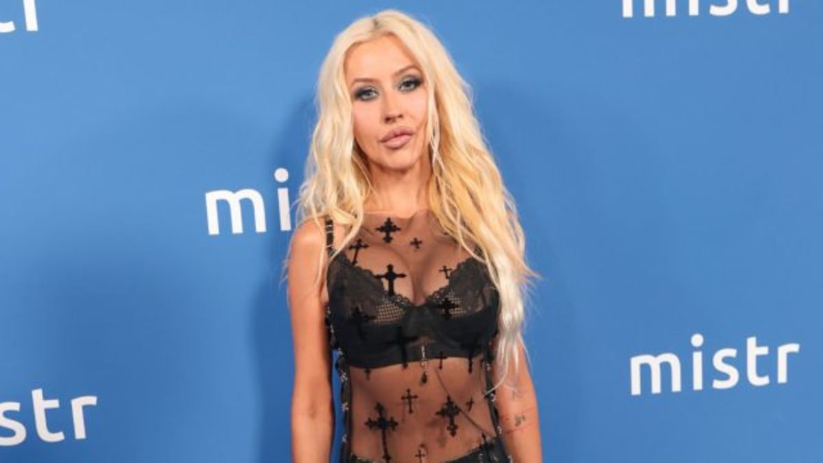 Christina Aguilera’s Dilara Findikoglu Micro Shorts Ride High on Her Thighs