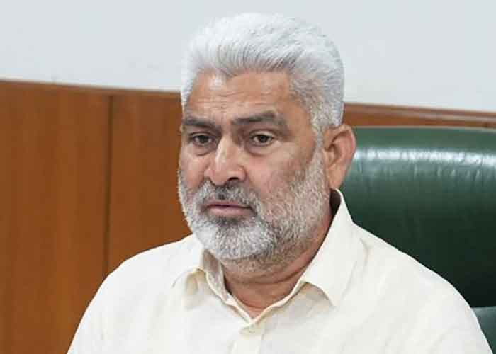 Lal Chand Kataruchak Reviews Ferozepur Grain Markets, Says Arrangements in Place for Farmers