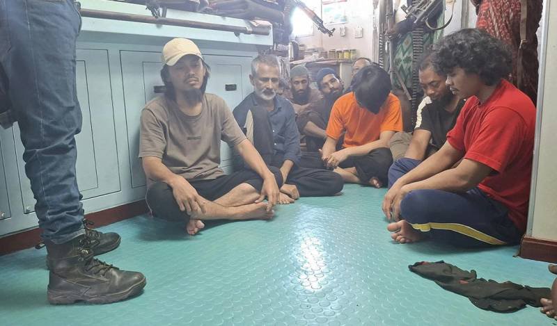 Three more Pakistani crew members set to return after Somali pirate captivity