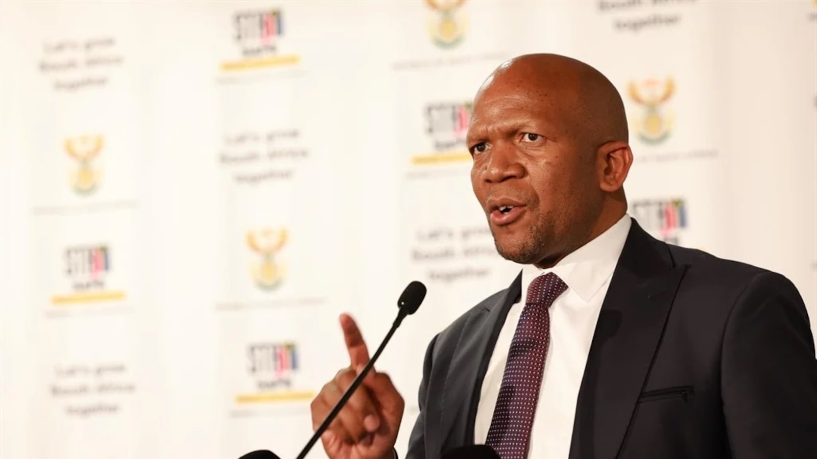 Sassa boots out 65 corrupt officials!