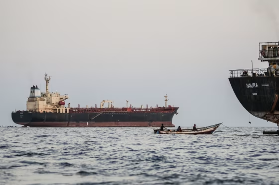 At least 139 migrants, including children, die after boat capsizes off Djibouti