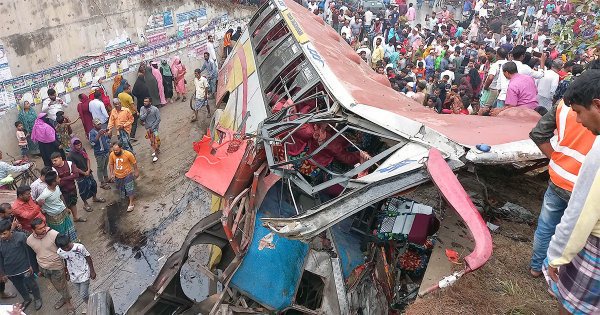 RIP: Several Kenyans Killed as a Matatu Vehicle Was Involved in This Road Accident