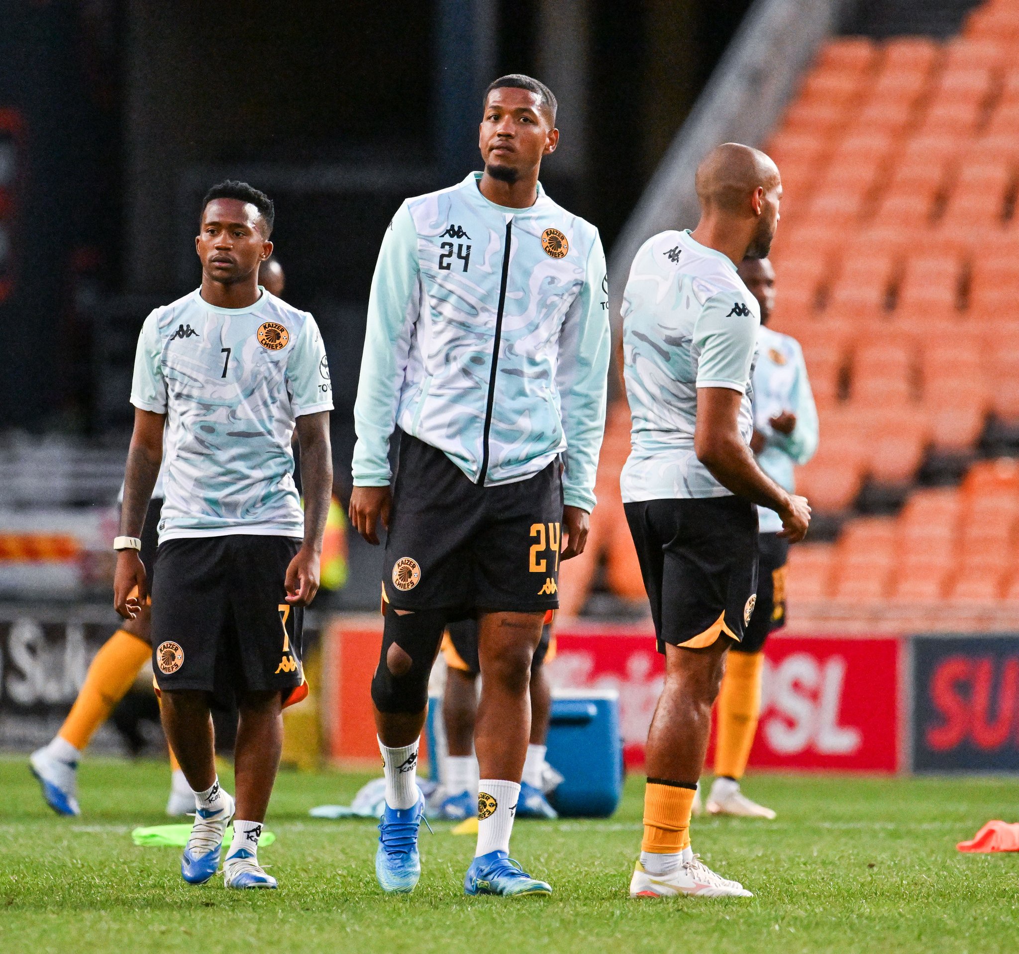 Kaizer Chiefs Share Positive Update on Rushwin Dortley After Injury Return