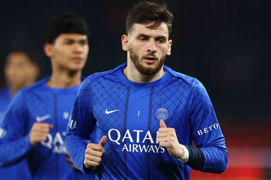 Khvicha Kvaratskhelia responds to PSG injury blow as season ended early
