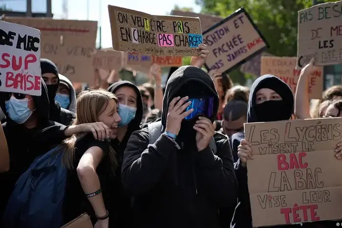 French students protest poor school conditions, teacher shortages, overcrowded classrooms and long school days