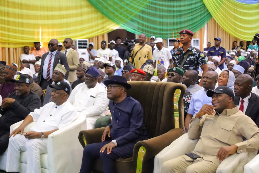 2027: Adopt Rainbow Coalition model to avoid political violence, Wike urges govs