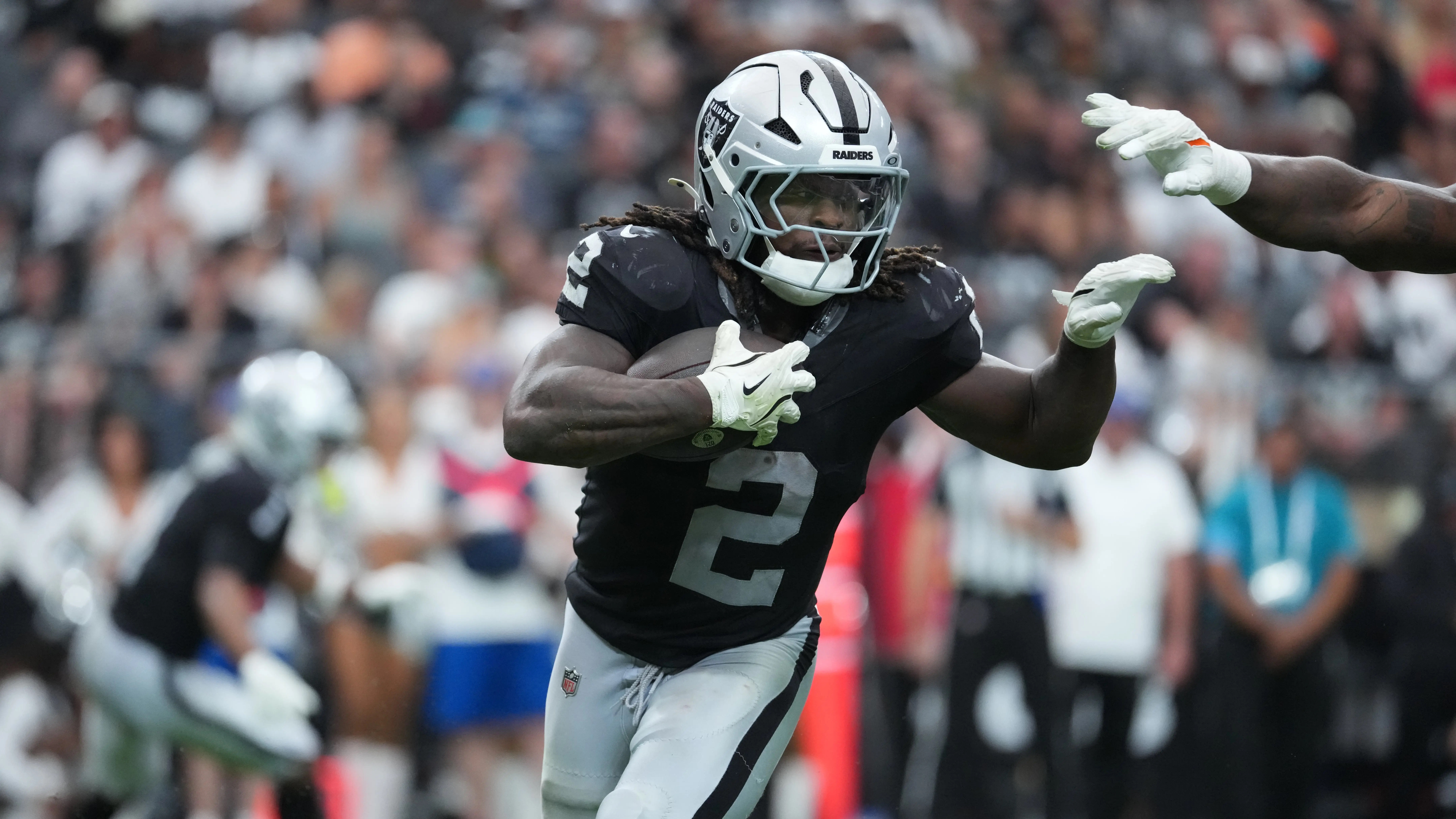 Is Ashton Jeanty Playing Today? (Injury Update, Betting Impact for Raiders vs. Patriots in NFL Week 5)