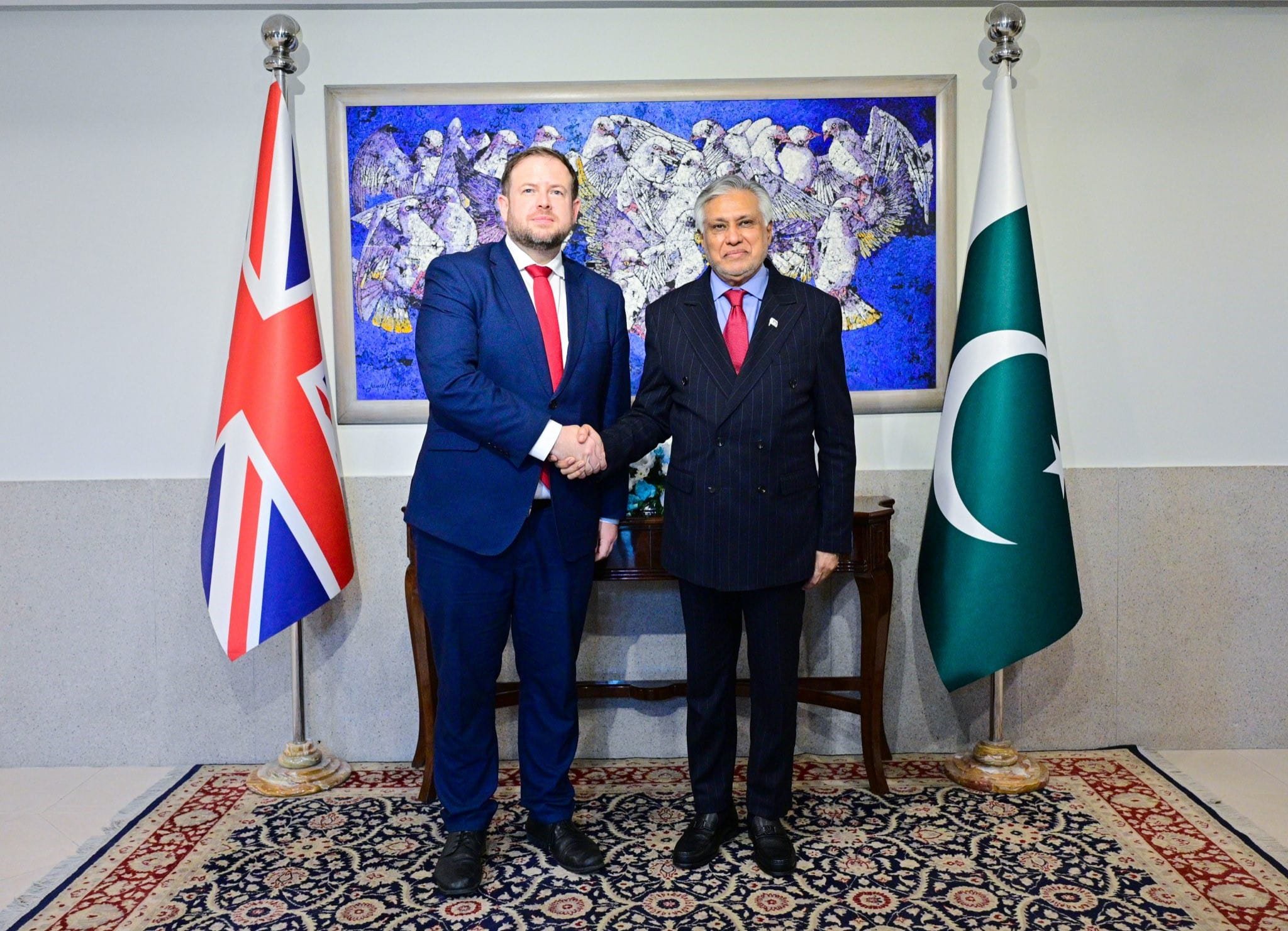 Pakistan, UK reaffirm push to strengthen ties, fast-track political dialogue