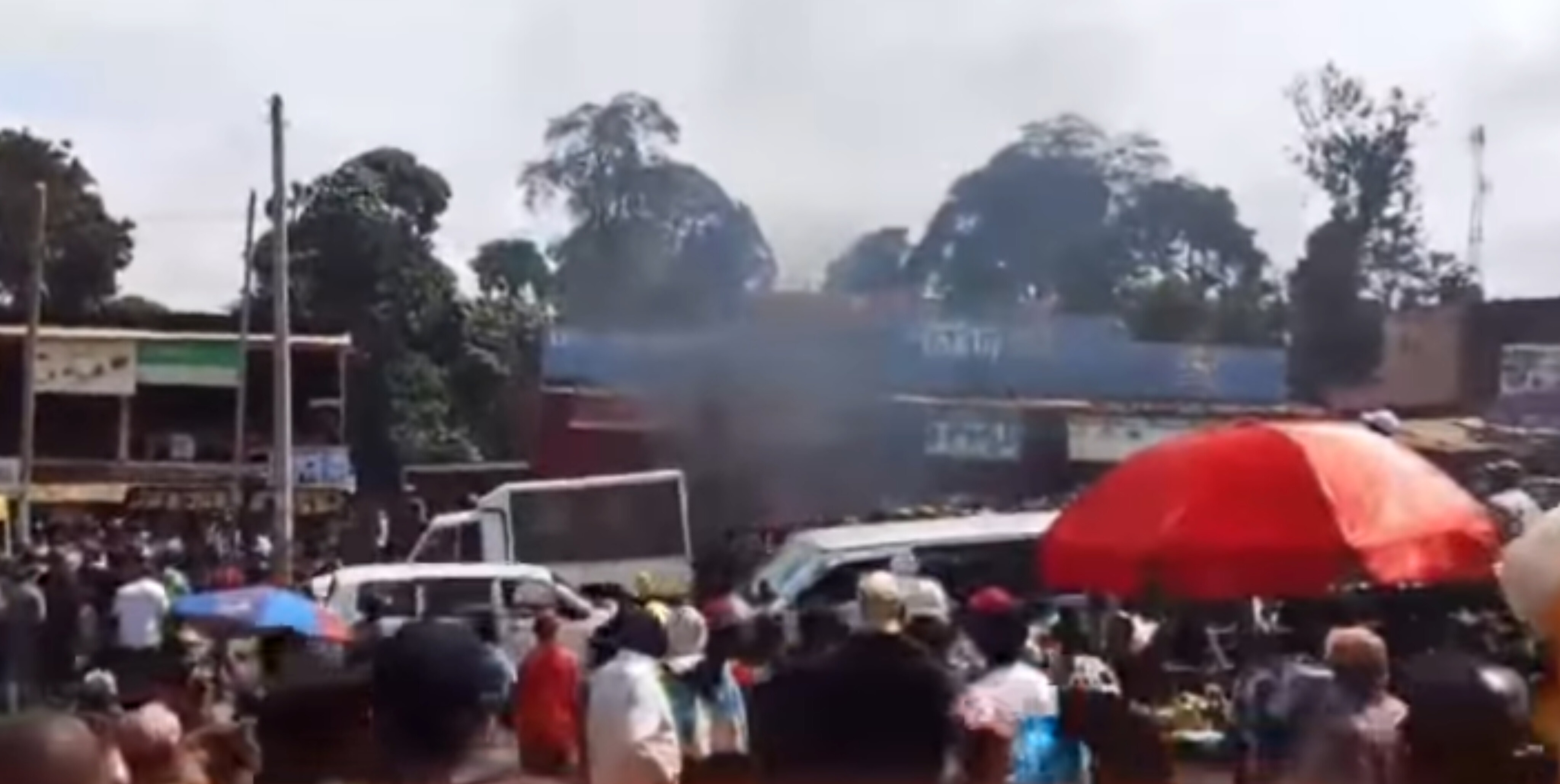 Police Officers In Meru Chased Away Trying To Rescue Suspected Phone Snatcher In Meru Town