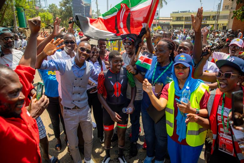 Rohnan Nicholson outpace opponents for CAC Africa Road Cycling title