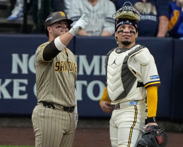Cable robs Padres of potential home run in bizarre finish to playoff loss to Brewers