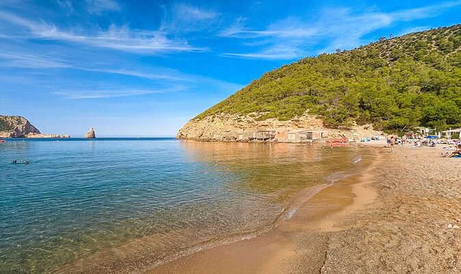 ‘Favourite beach in Europe’ with hardly any tourists offers the perfect autumn escape