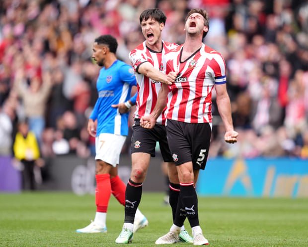 Ten-man Southampton hold on to beat rivals Portsmouth in feisty derby