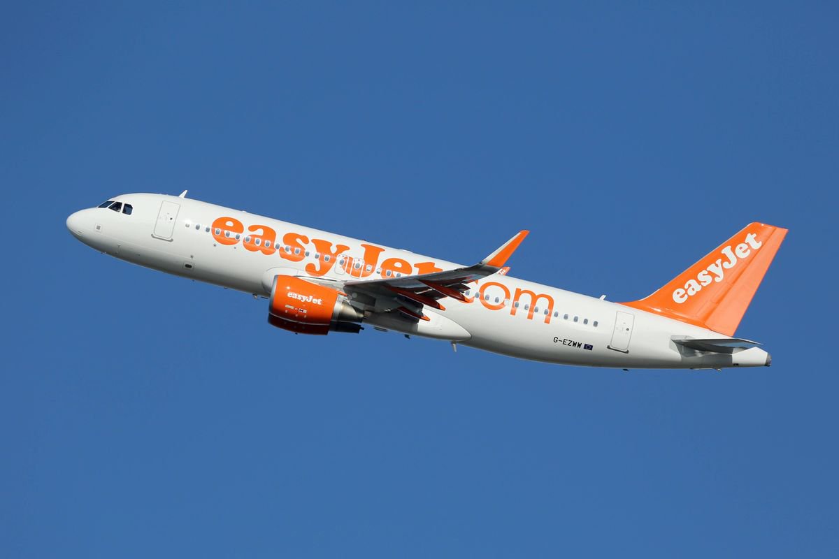 EasyJet passengers in tears after pilot’s announcement over speaker
