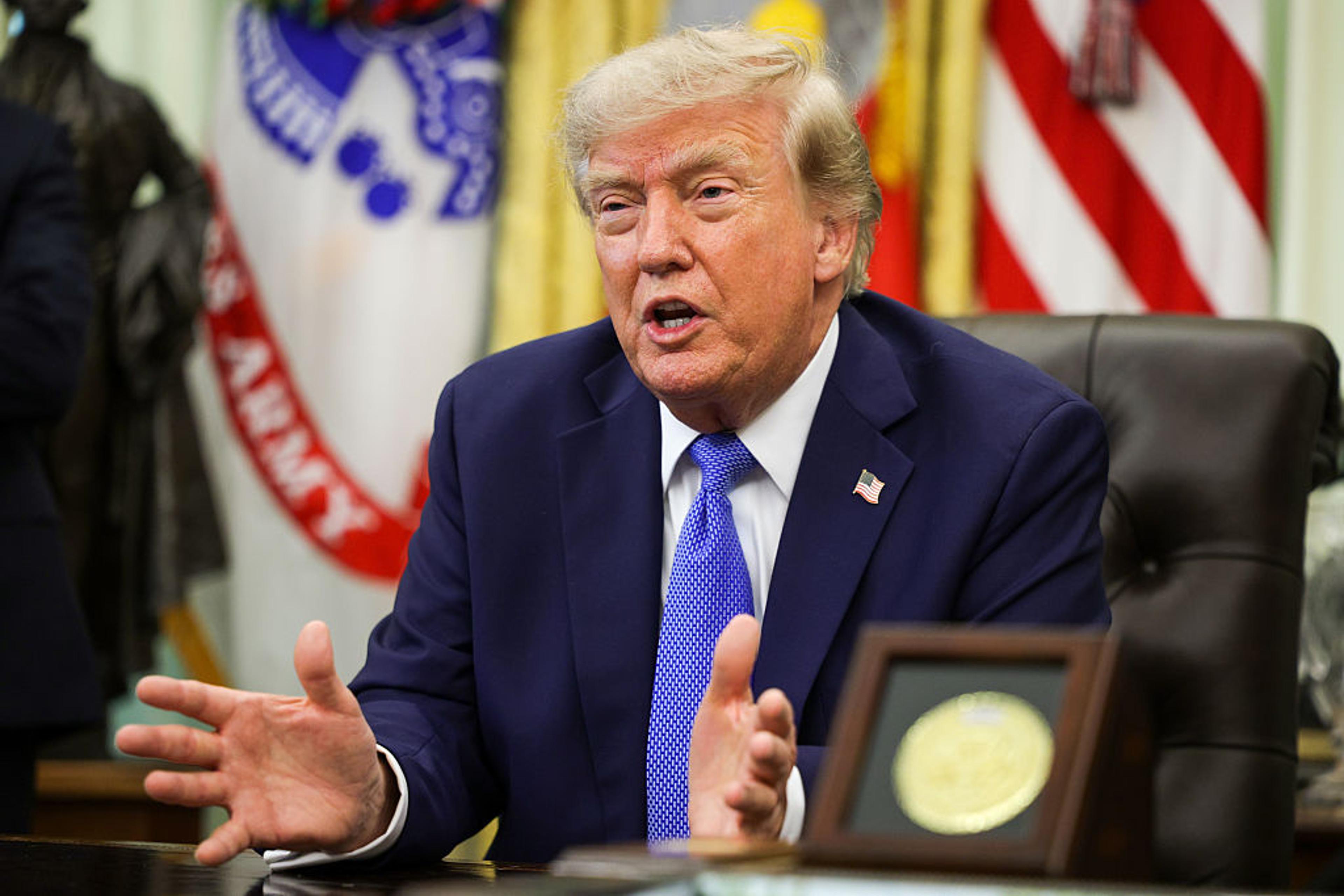 Today’s Headlines: My Pastor Is From Nigeria — Nicki Minaj; US Judge Halts Trump Ads