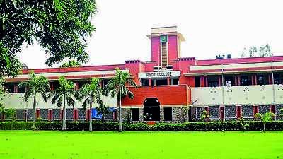 Hindu College staff association seeks principal’s removal, DU intervention amid protest
