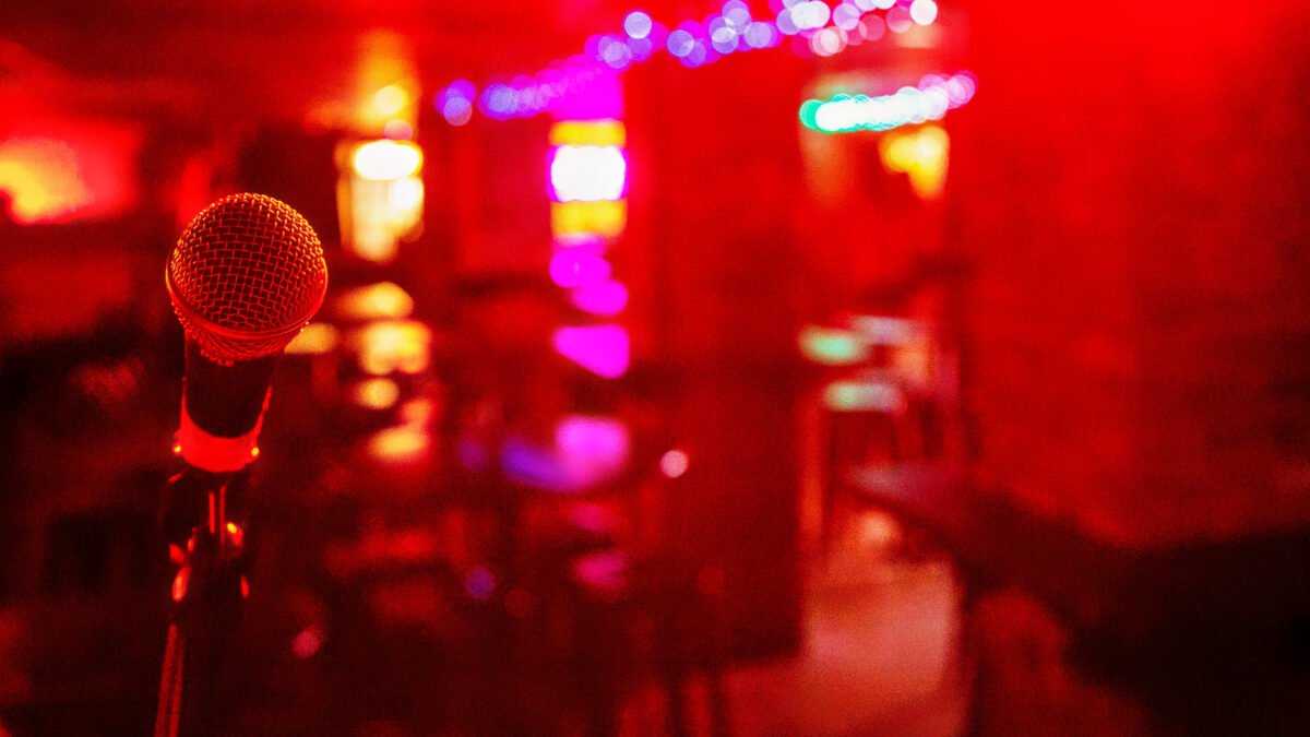 Adored Comedian Tragically Found Dead By Partner After She Came Home From Walking Dog