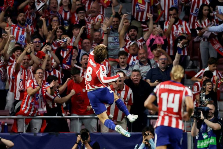 Atletico Madrid beat Manchester United 2-0 as winless run continues