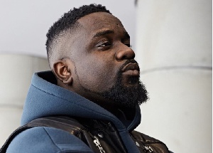 ‘They don’t see a human; they see Sarkodie’ – Rapper recalls fan asking for selfie after car crash