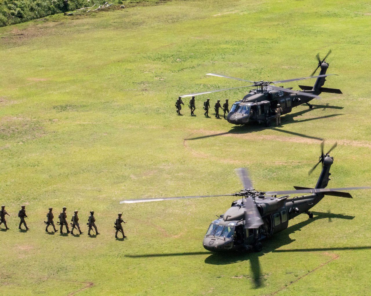 US Army, Sikorsky Sign ‘Flexible’ Deal to Build 100+ Black Hawks