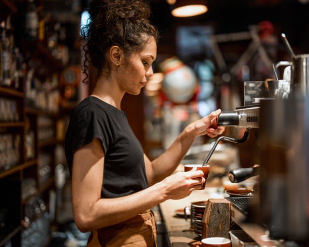 UK hospitality sector to offer up to 100,000 jobs to young people out of work