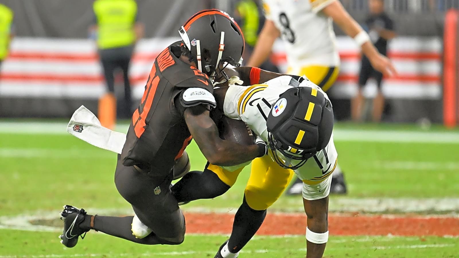 Steelers Get Daring Aaron Rodgers Suggestion Ahead Of Week 5