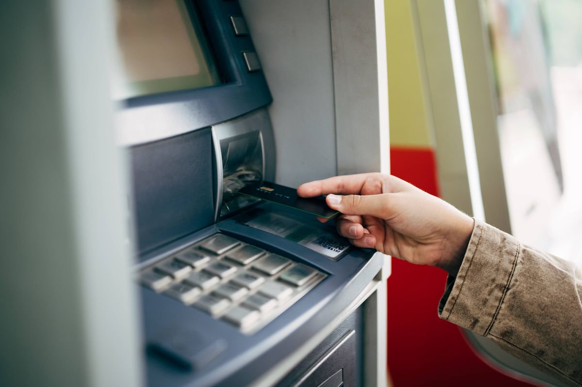 Criteria as UK bank to pay ‘select’ customers £3,000 ‘to give head start’