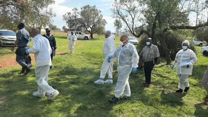 UPDATE: Zimbabwean man, three women arrested in multimillion-rand drug lab raid in Hartbees