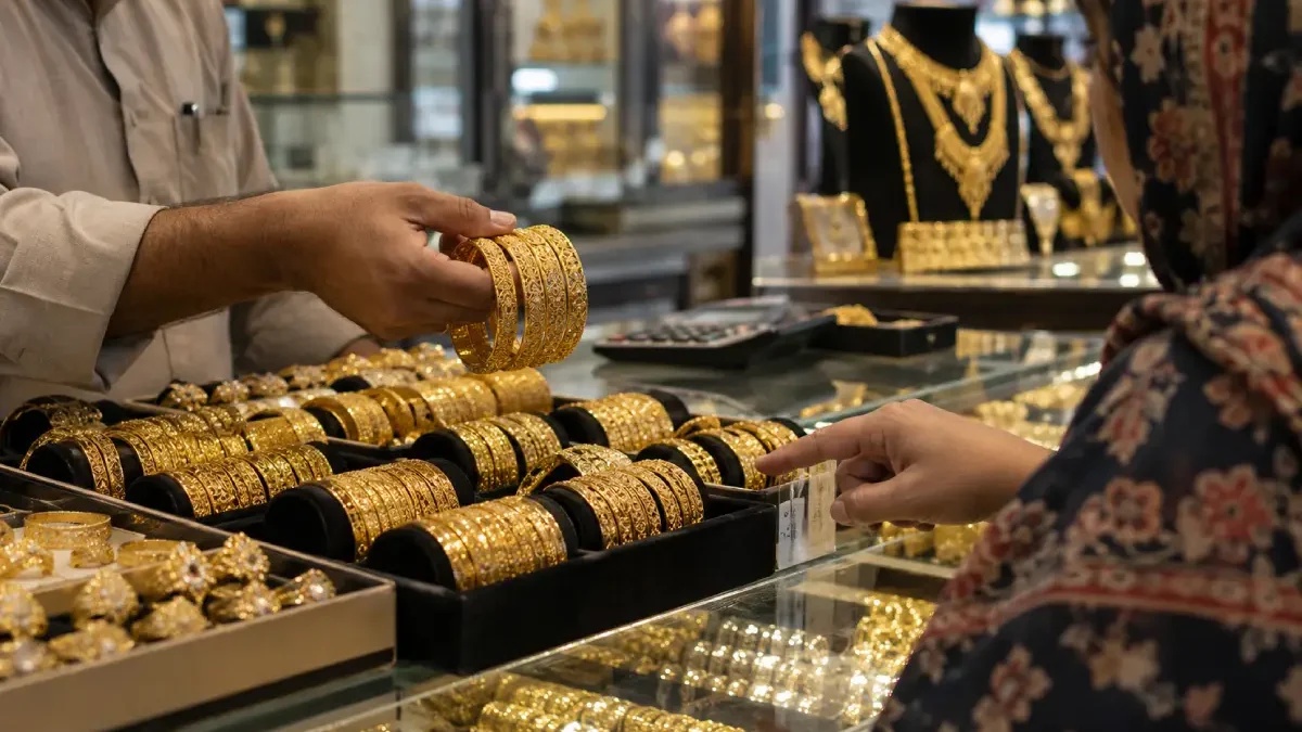 Gold Price Down Rs 1,500 Per Tola