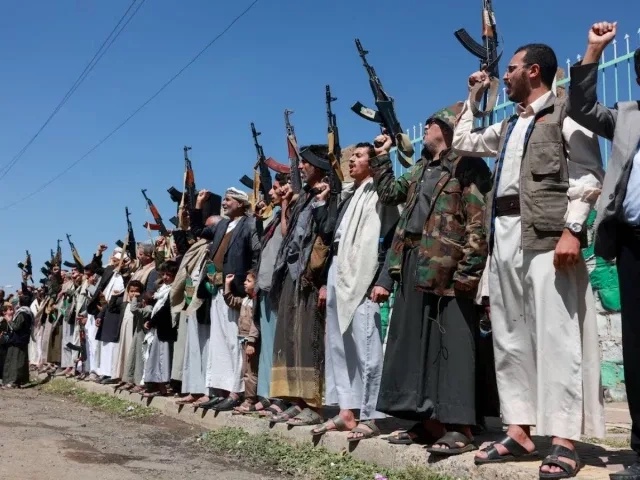 Yemen’s Houthis vow more attacks on Saudi airports, oil facilities after Aramco HQ hit