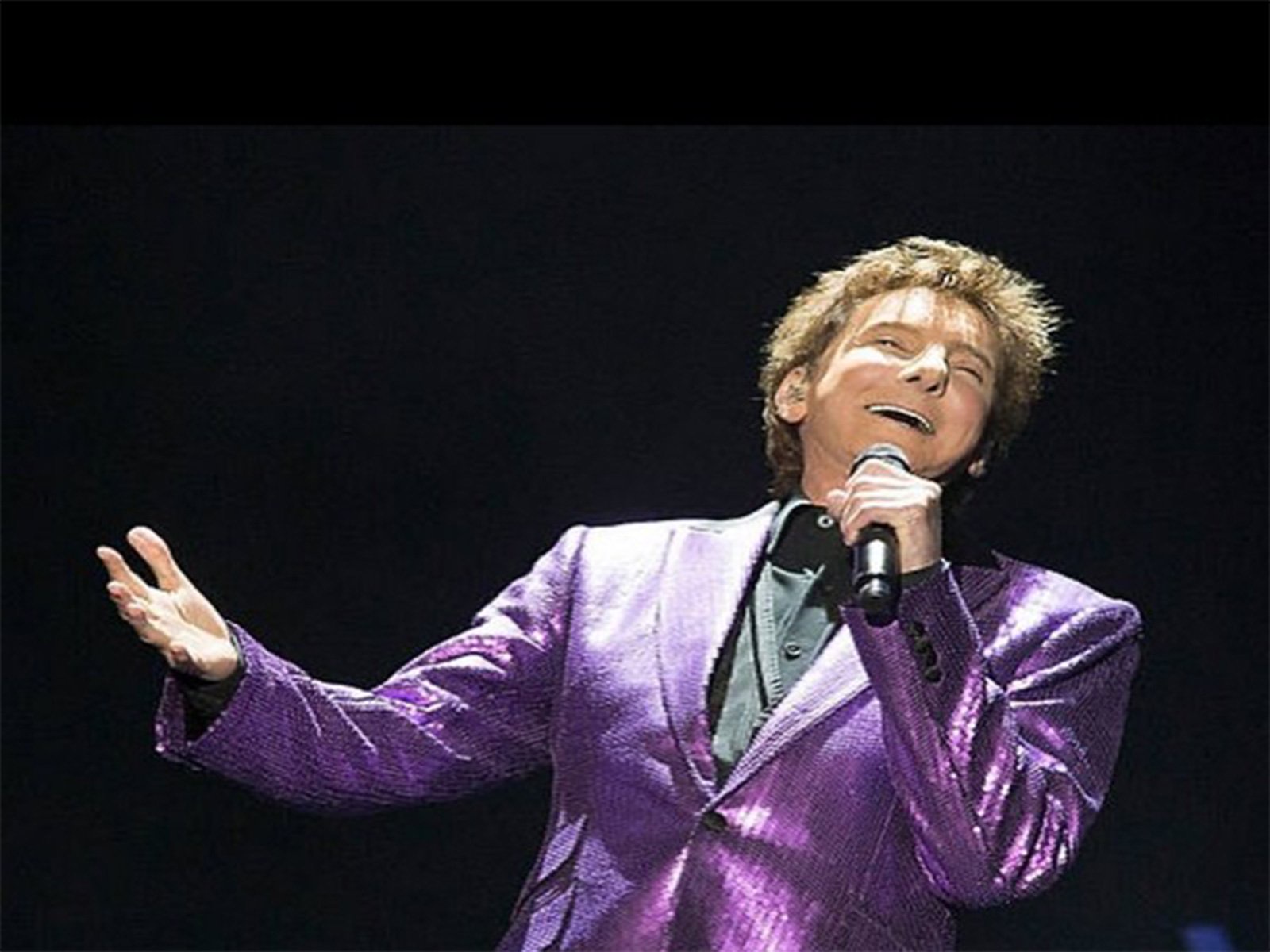 Barry Manilow cancels Las Vegas shows after being diagnosed with bronchitis