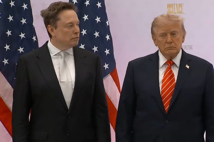 Elon Musk Roasted for ‘Not Being Able To Afford Barber’ as Awkward Clips With Donald Trump Emerge