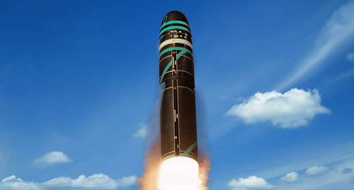 France test-fires new nuclear-capable missile