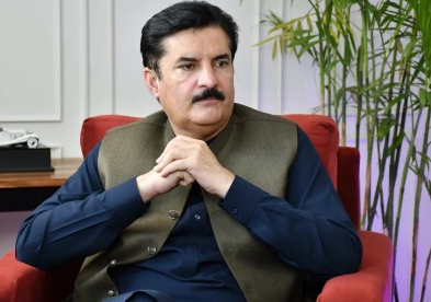KP governor chairs first Advisory Council meeting