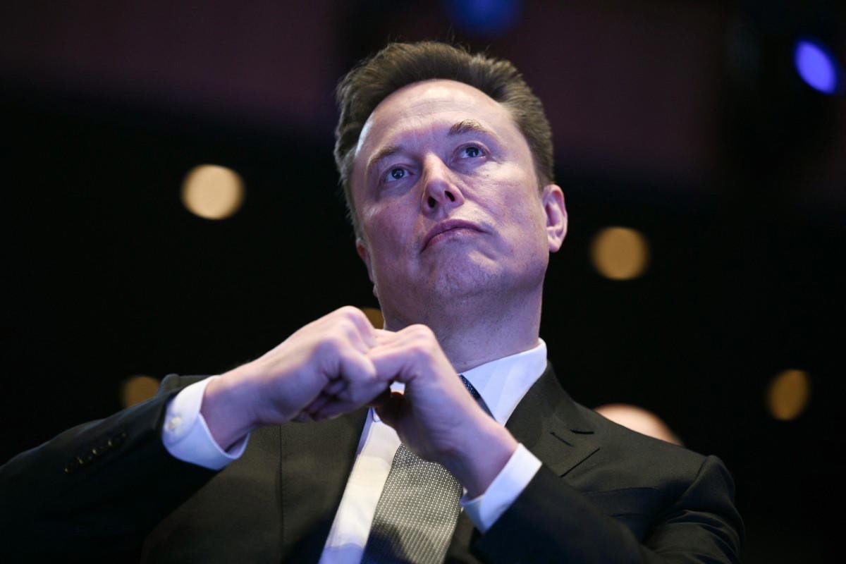 Musk says will give SpaceX share to ‘every kid in America’
