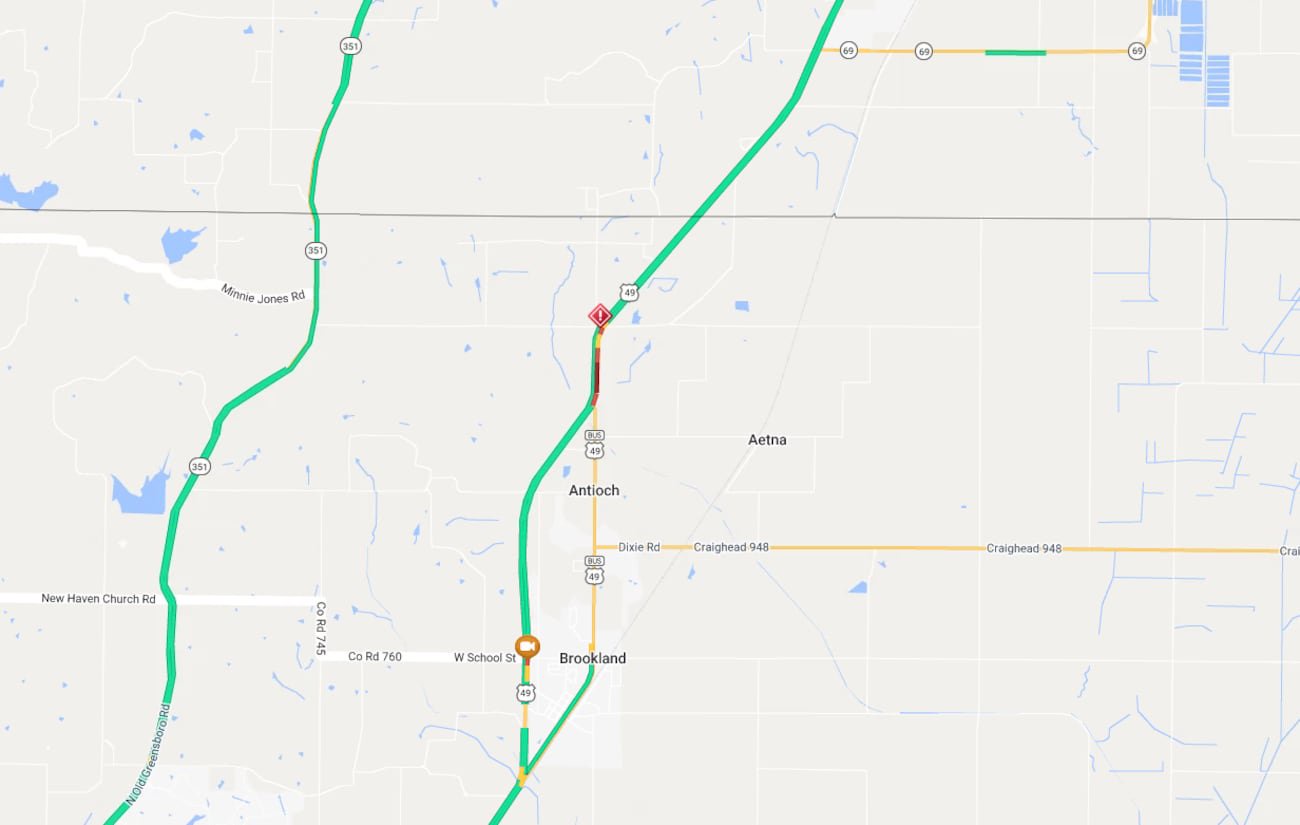 Crash with injuries blocking northbound lanes of US 49