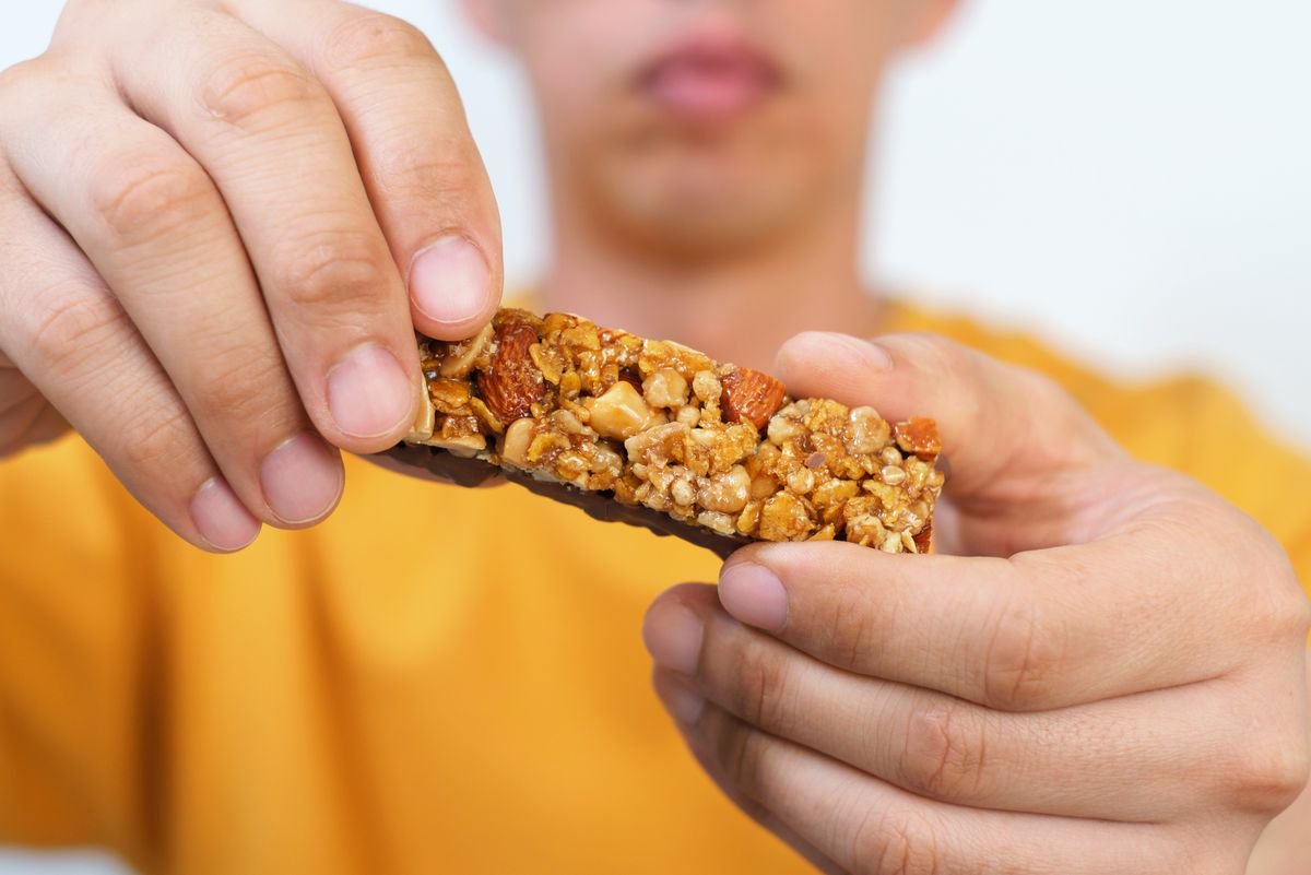 Popular Asda and Sainsbury’s snack bars urgently recalled over health risk — ‘do not eat’
