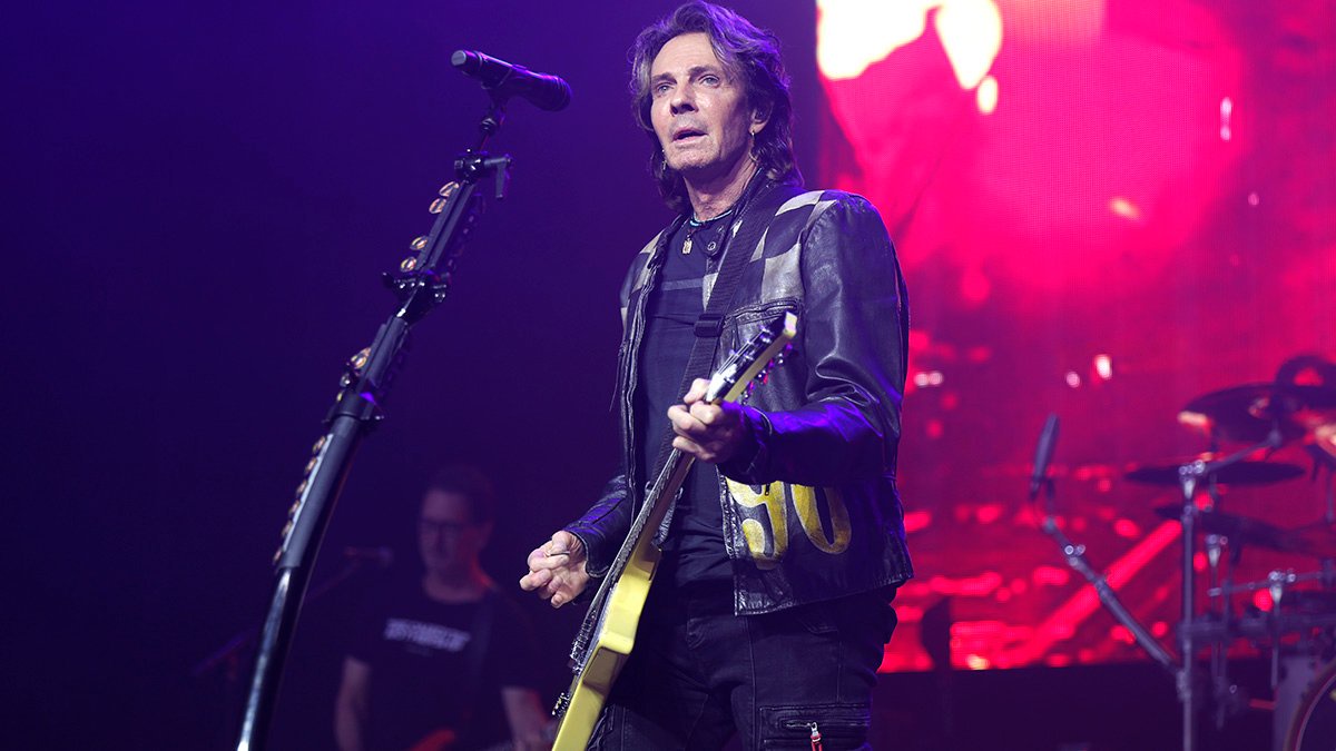 Rick Springfield recalls killing a man in Vietnam while he was there performing for troops