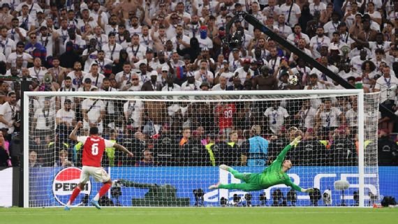 Gabriel ready to take another penalty after UCL miss