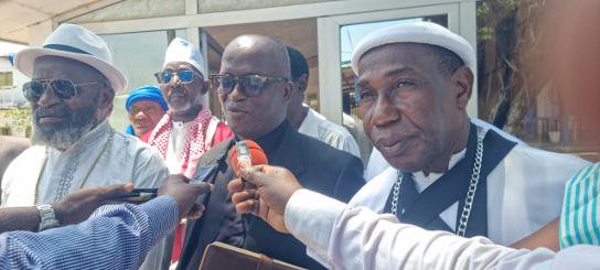 Côte d’Ivoire-Religion/ Santé précaire : le Forum national des confessions prie pour son président, le pasteur Ediémou