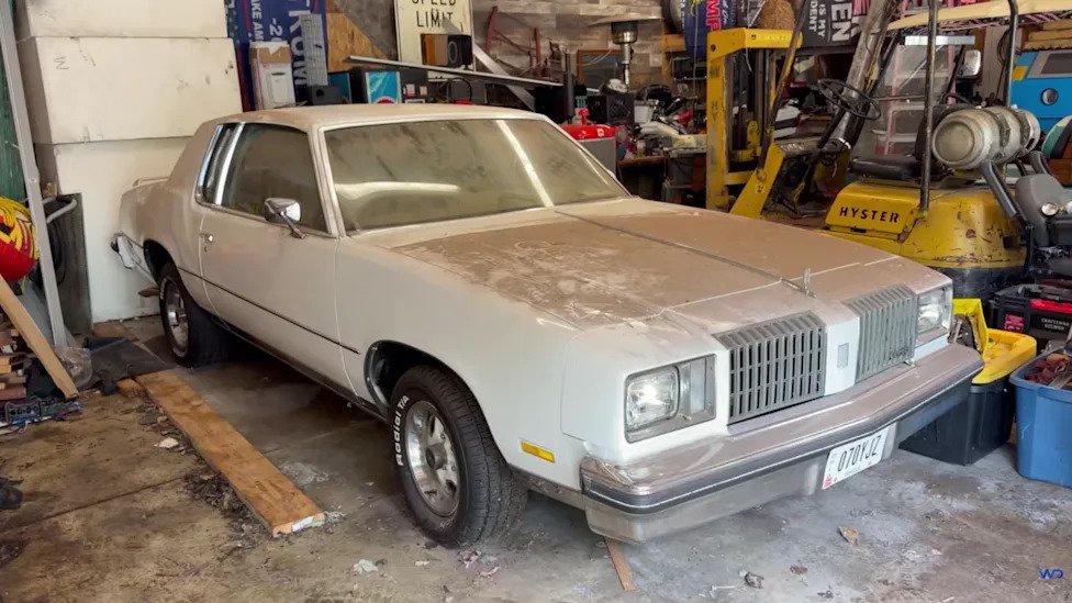 Man Can’t Hold Back Tears After Seeing His 1978 Oldsmobile Cutlass Brought Back To Life